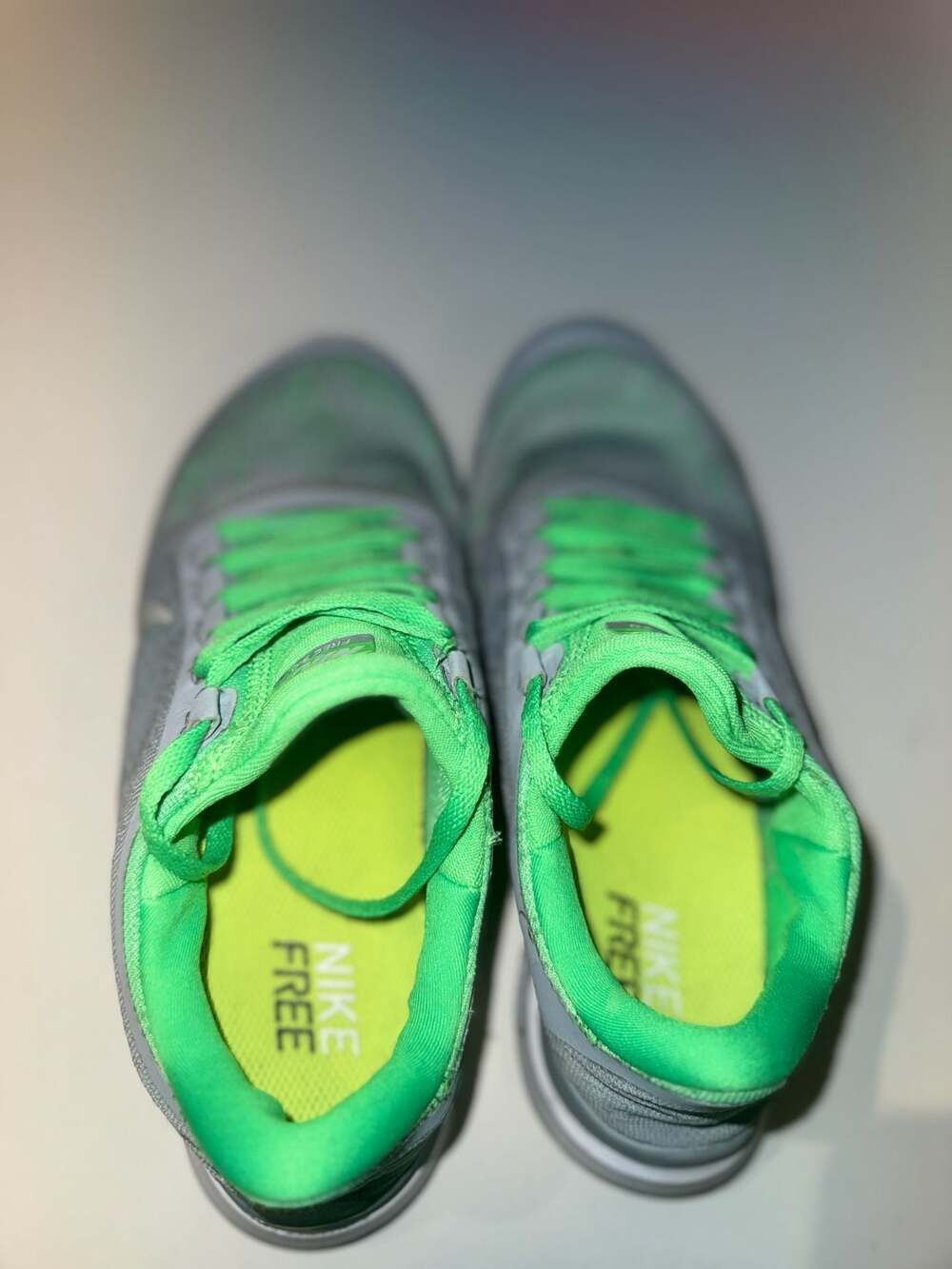 Nike Free 3.0 V5 Grey Neon Green Running Shoes Women's Size 7.5 - Picture 7 of 8